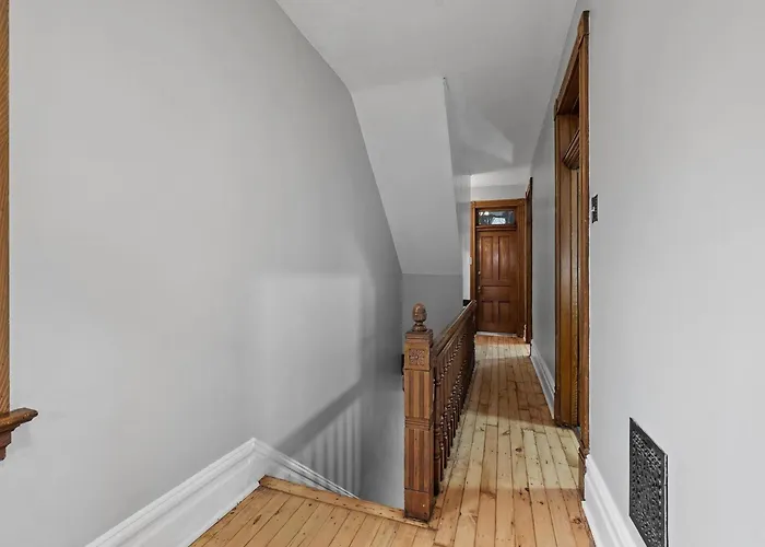 Homestay Oakland, !d Modern And Stylish Private Bedroom With Shared Bathroom