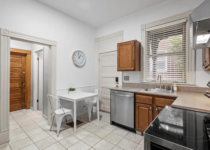 Oakland, !d Modern And Stylish Private Bedroom With Shared Bathroom * Pittsburgh