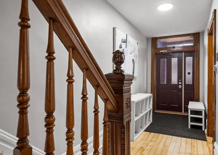 Oakland, !d Modern And Stylish Private Bedroom With Shared Bathroom Homestay *